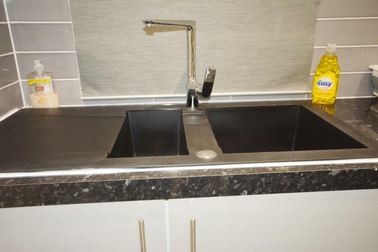 London Modern 4 Bedroom Apartment Ngoại thất bức ảnh